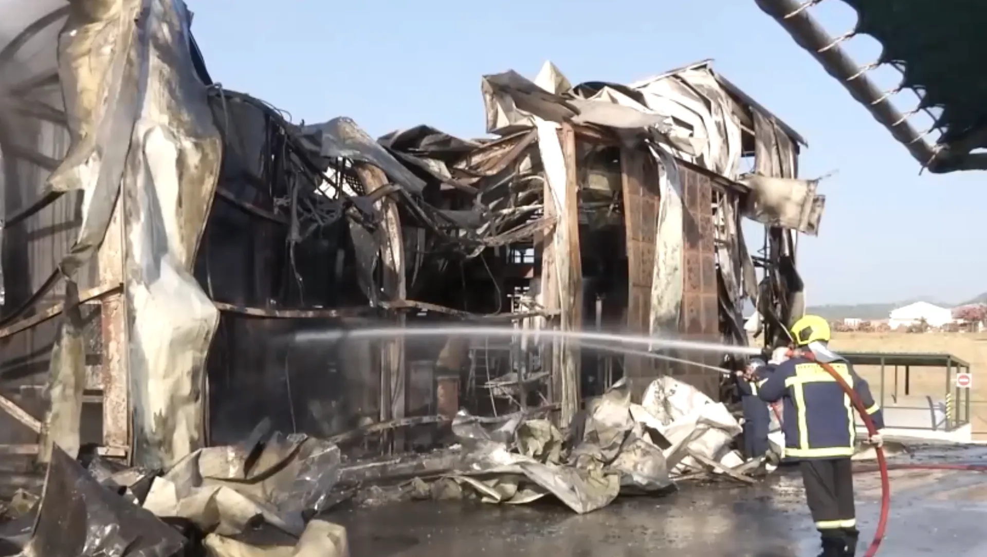 Ασφαλισμένο το εργοστάσιο χημικών που πήρε φωτιά στα Οινόφυτα