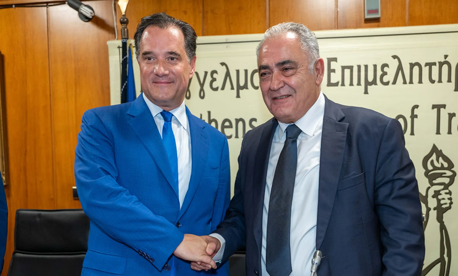 Από τις αρχές του 2024 η Ψηφιακή Κάρτα Εργασίας σε Λιανεμπόριο και Βιομηχανία