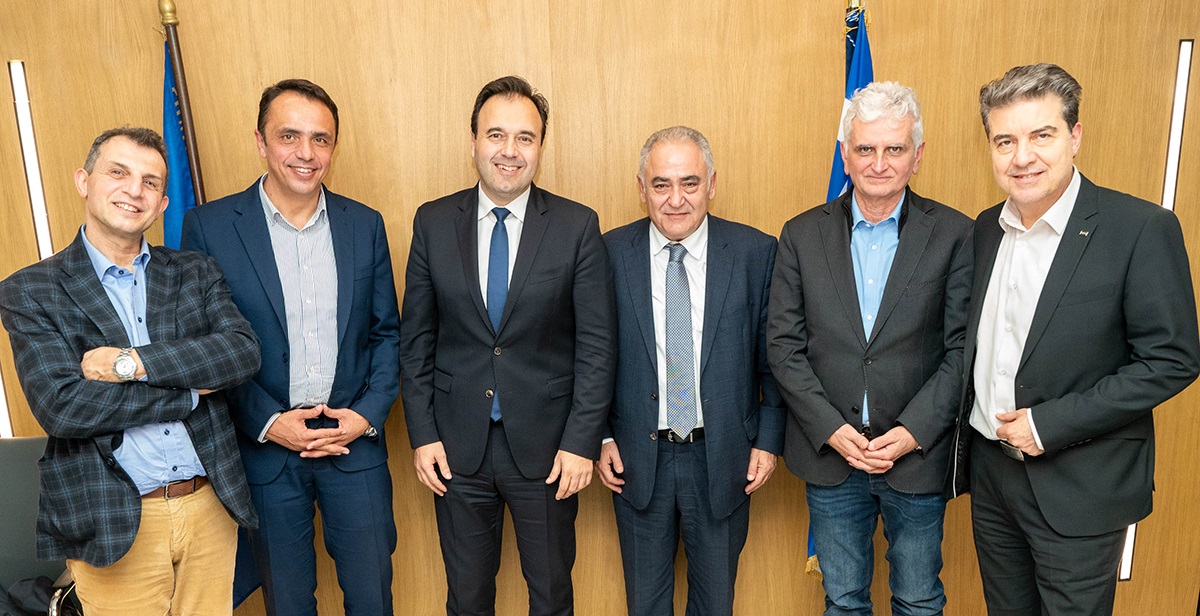 Συνάντηση ΕΕΑ – Δ. Παπαστεργίου για την ενίσχυση του επιχειρείν μέσω ψηφιακών εργαλείων