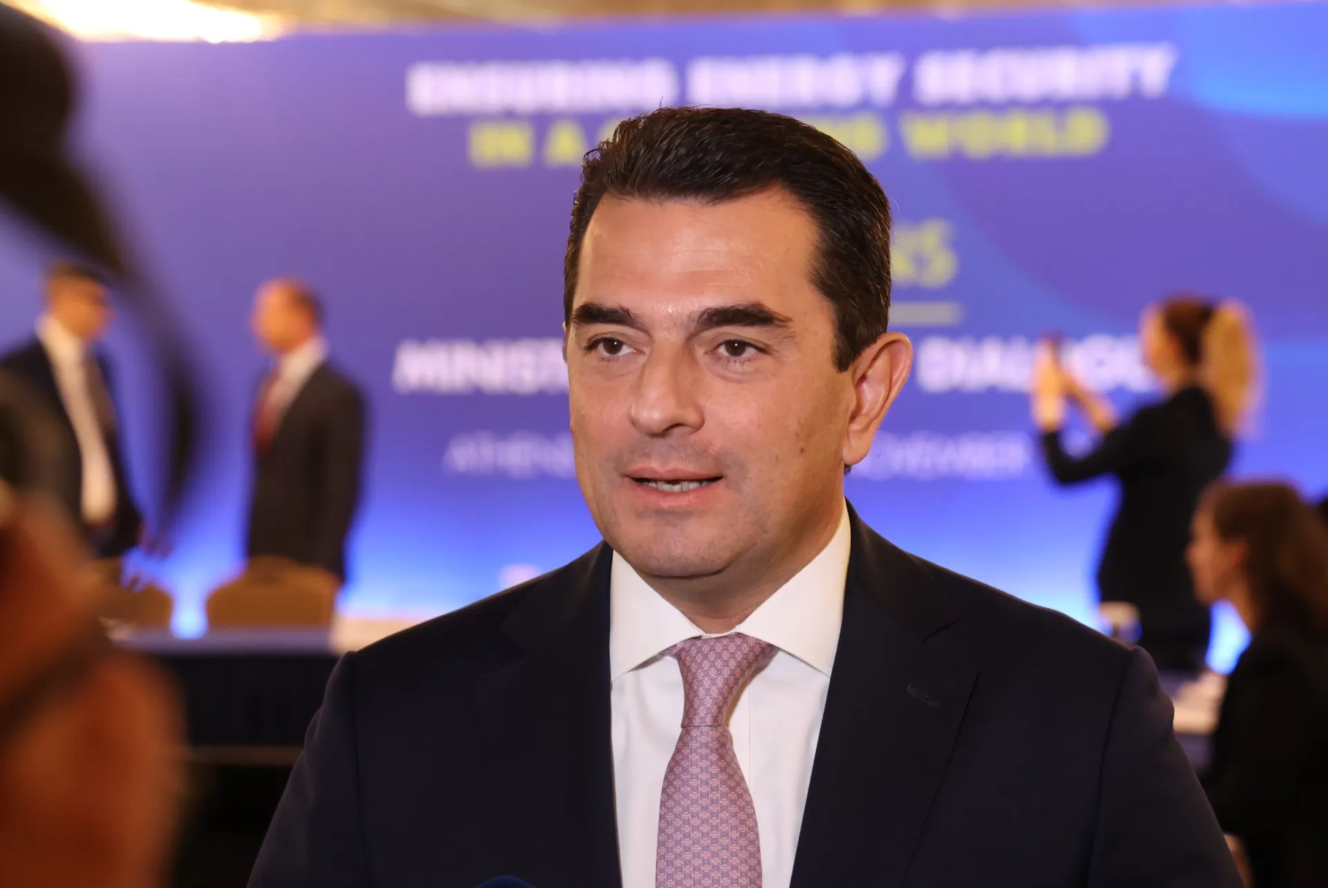 Κ. Σκρέκας: «Ίδρυση 12 νέων μορφών επιχειρήσεων σε μόλις 10 λεπτά»