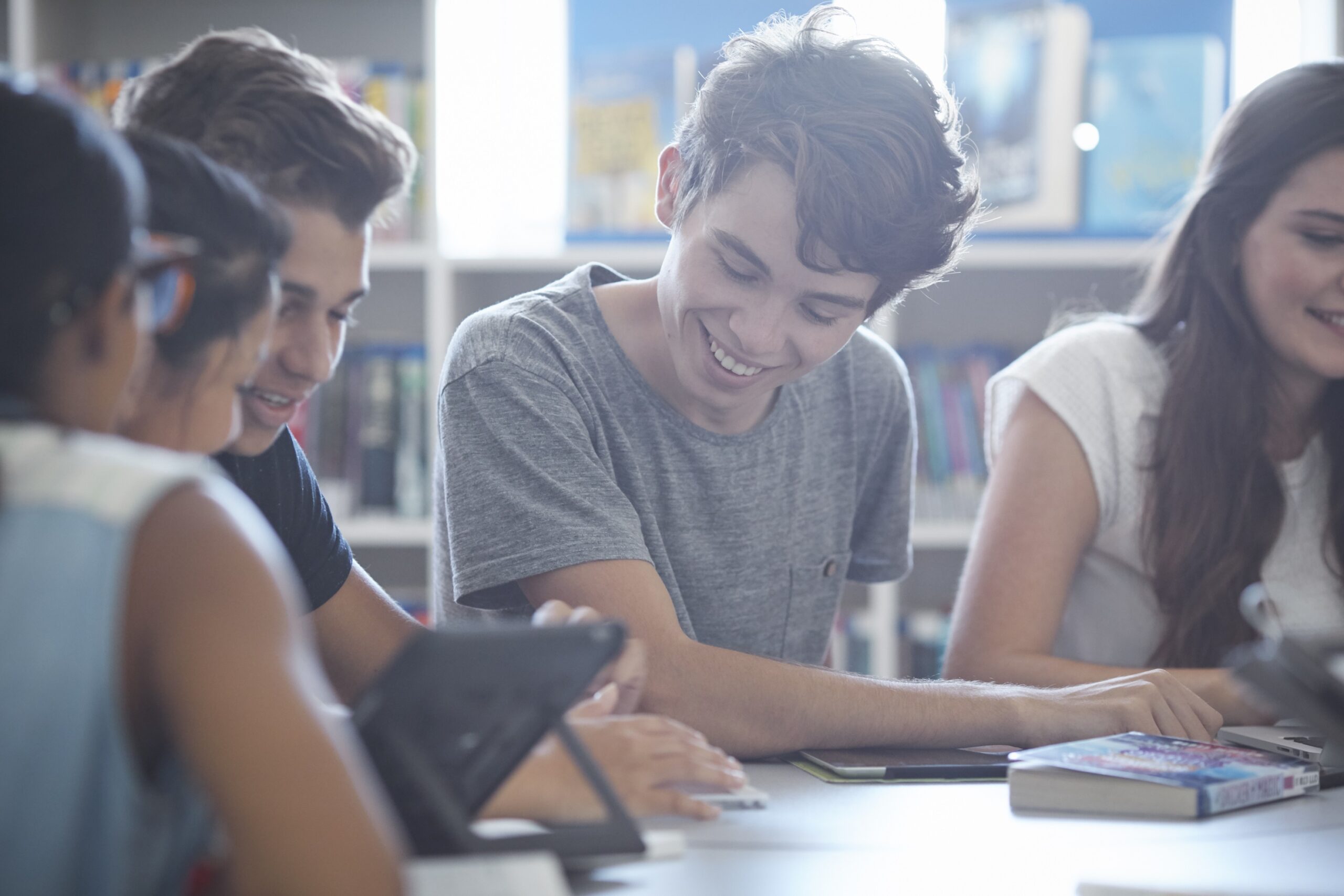 Τι φέρνει πραγματικά κοντά τις εταιρίες με το κοινό;