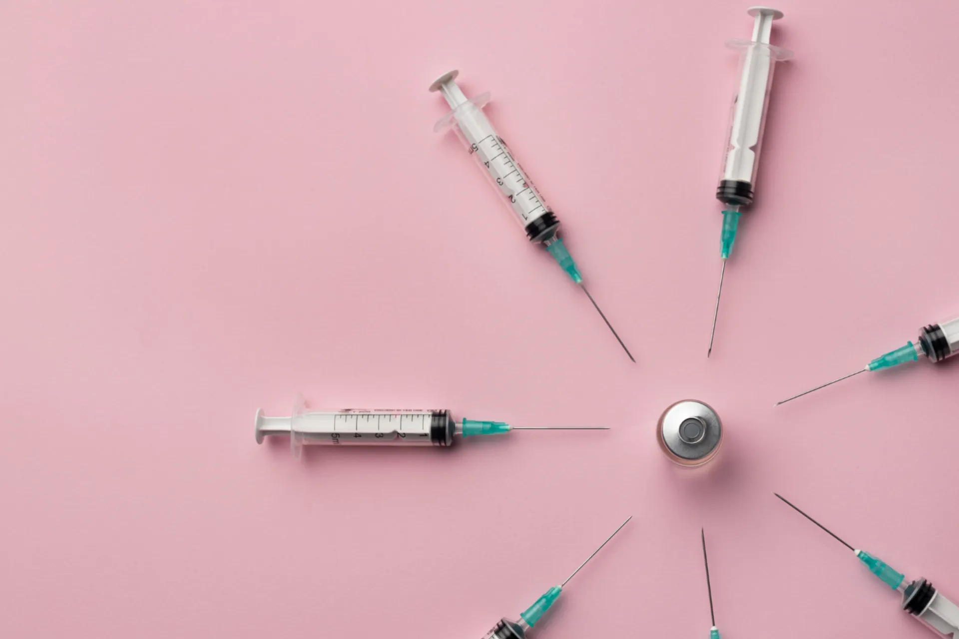 Οι 7 συστάσεις των επιστημόνων για τους φετινούς εμβολιασμούς