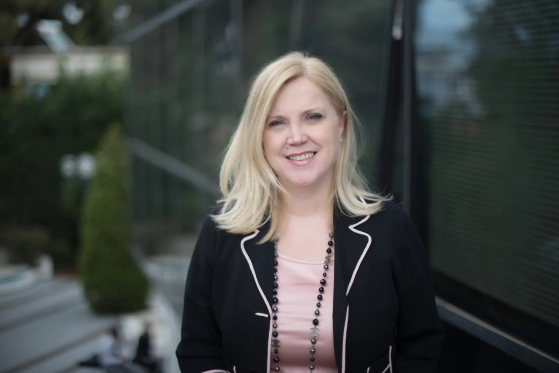 Οι κορυφαίοι CEO αντιμετωπίζουν τις διεθνείς αναταράξεις ποντάροντας σε ΑΙ και ανθρώπινο δυναμικό