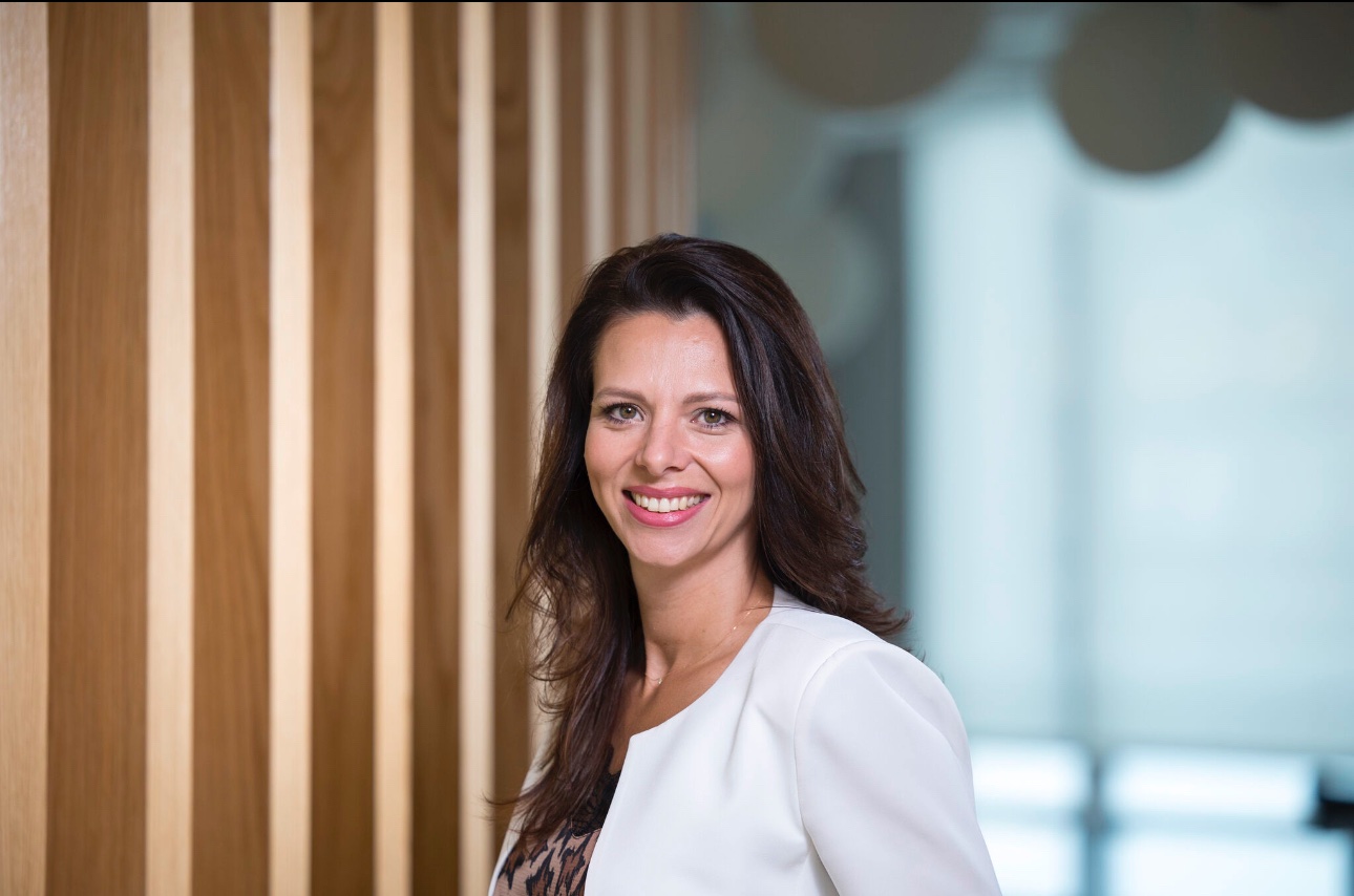 Interamerican: Προαγωγή της L. Nieuwenhuizen στη θέση της Chief Commercial Officer