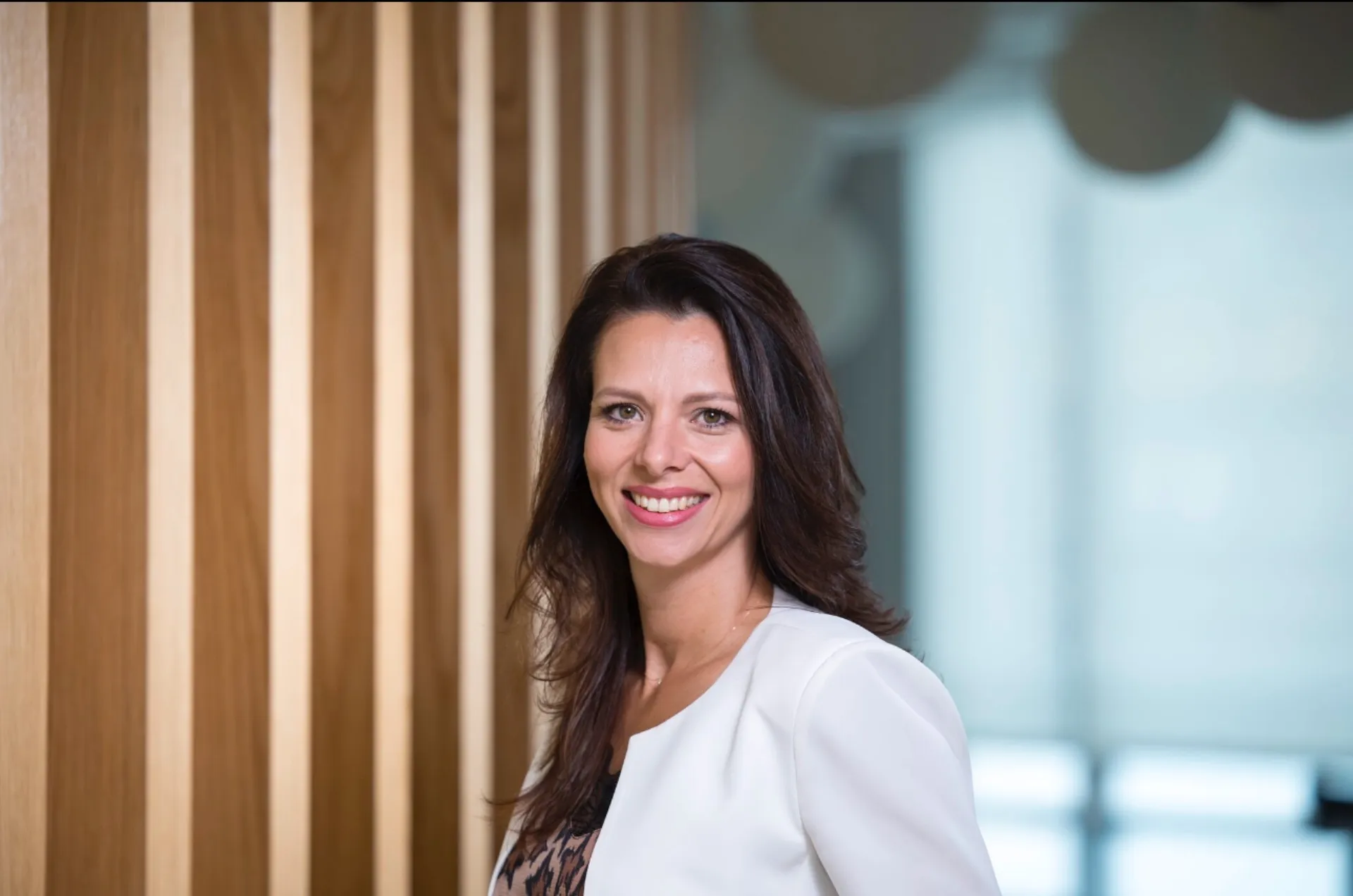 Interamerican: Προαγωγή της L. Nieuwenhuizen στη θέση της Chief Commercial Officer