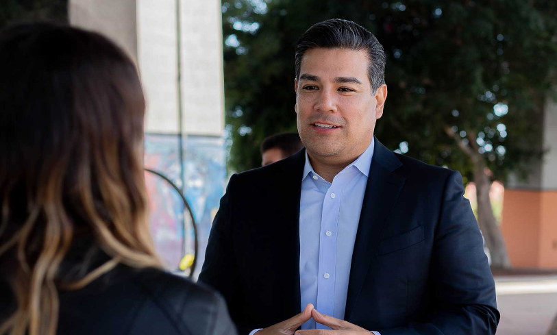 Φωτιές LA: Απαγορεύουν στις πληγείσες περιοχές την μη ανανέωση ή ακύρωση ασφαλίσεων