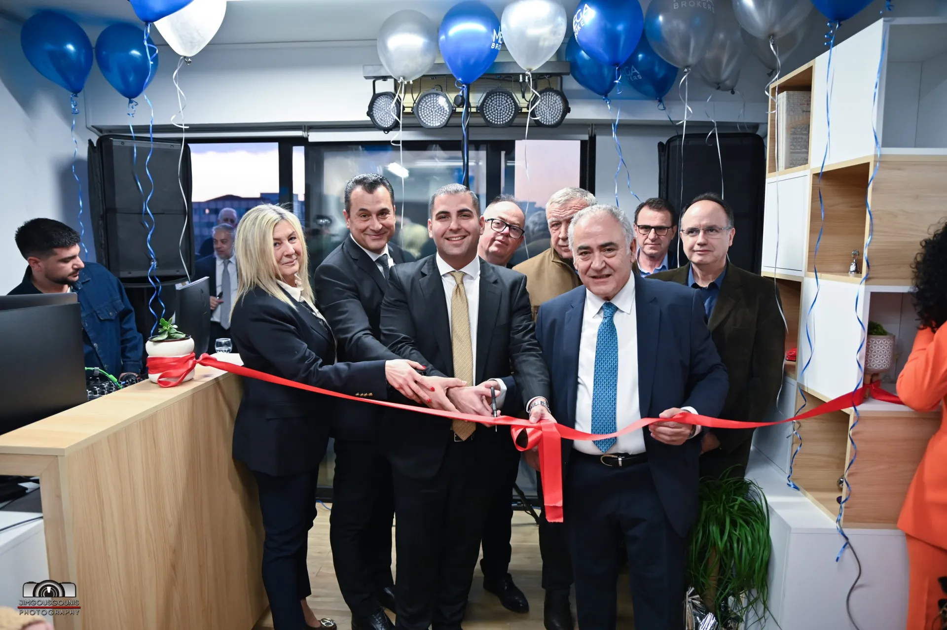 H MEGA Brokers εγκαινιάζει νέο υποκατάστημα στη Λάρισα – Ισχυρό μήνυμα στήριξης της Θεσσαλίας