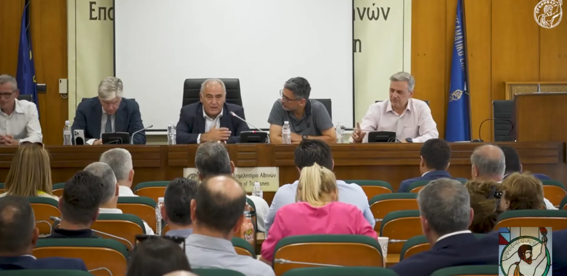 Συζήτηση στο ΕΕΑ μεταξύ των ασφαλιστικών εταιρειών και των διαμεσολαβητών (video)