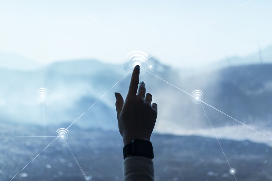 Ψηφιακό “big bang” στην ενέργεια: 3 στις 4 εταιρείες θα ψηφιοποιηθούν σε δύο χρόνια – αλλά με ποιο κόστος;