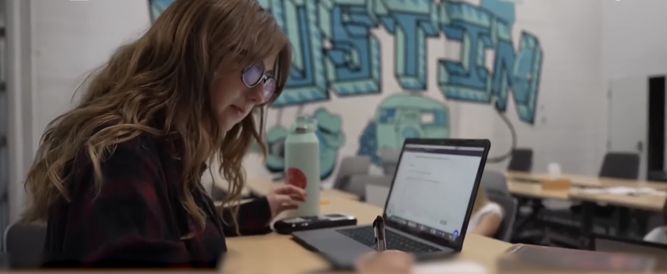 ΑΙ chatbot παραδίδει καθημερινά 2ωρο μάθημα σε σχολείο